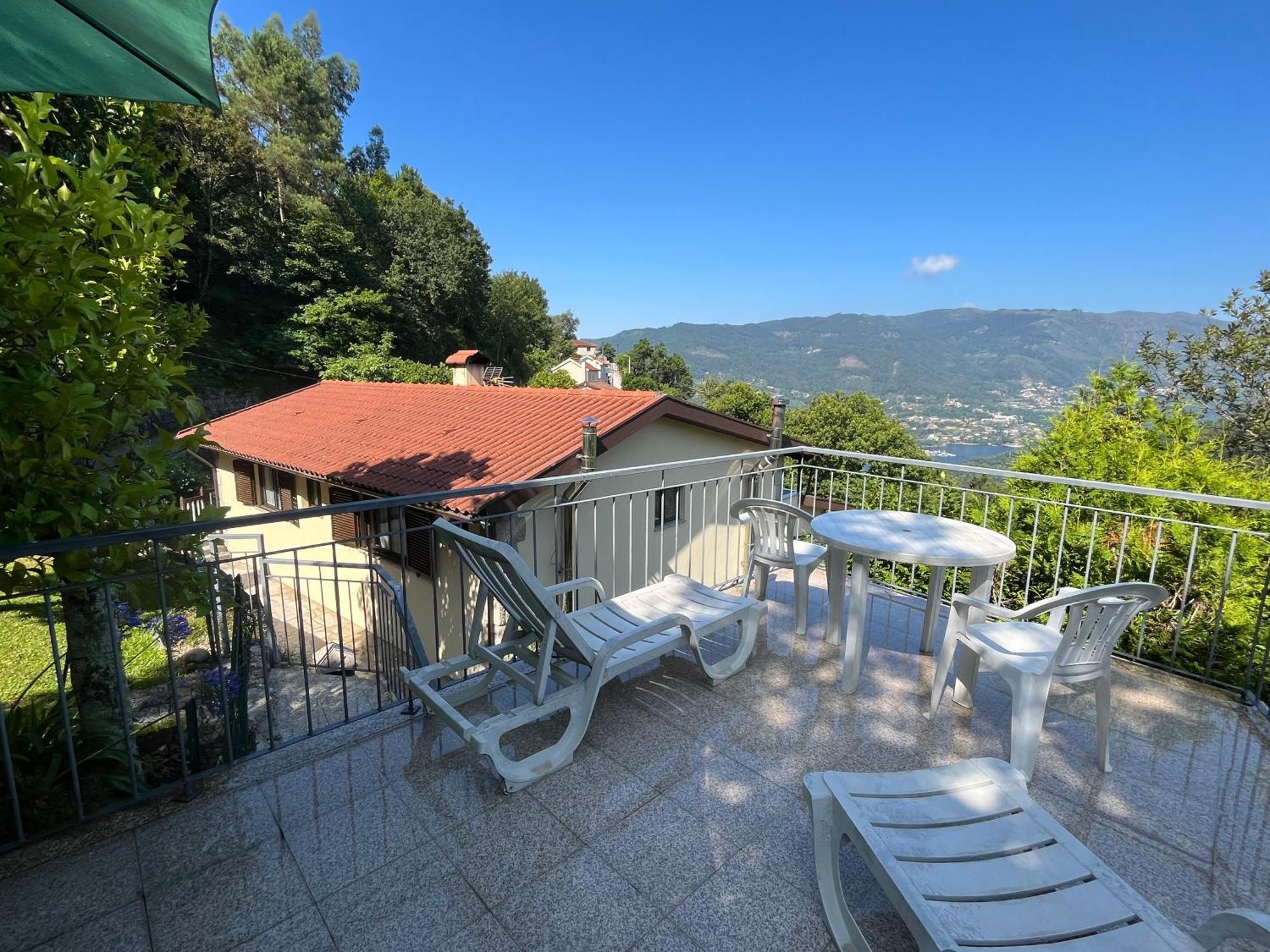 Casa De Casarelhos - Vistas Rio, Campo E Montanha - Lareira Leilighet Geres Eksteriør bilde