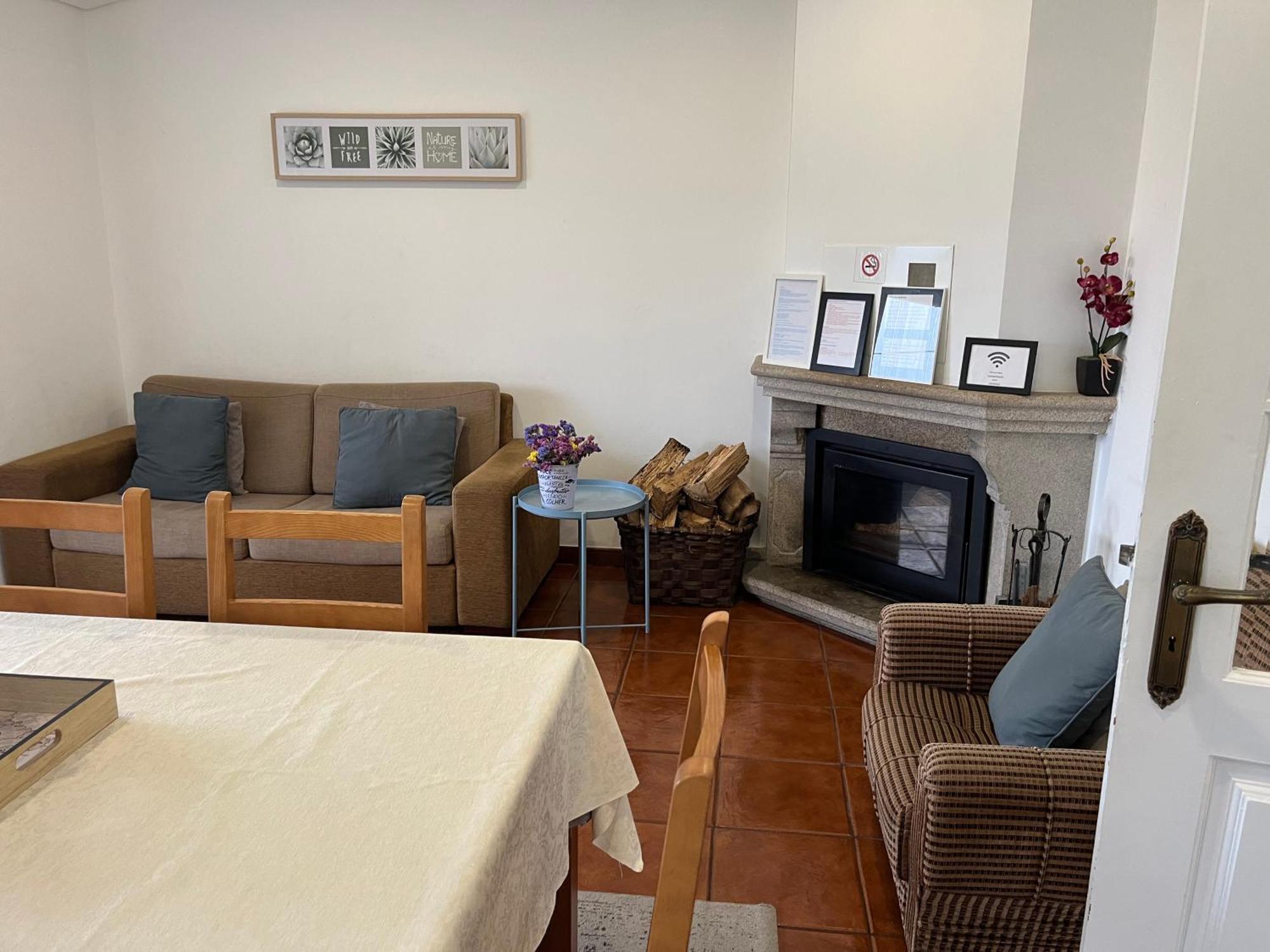 Casa De Casarelhos - Vistas Rio, Campo E Montanha - Lareira Leilighet Geres Eksteriør bilde