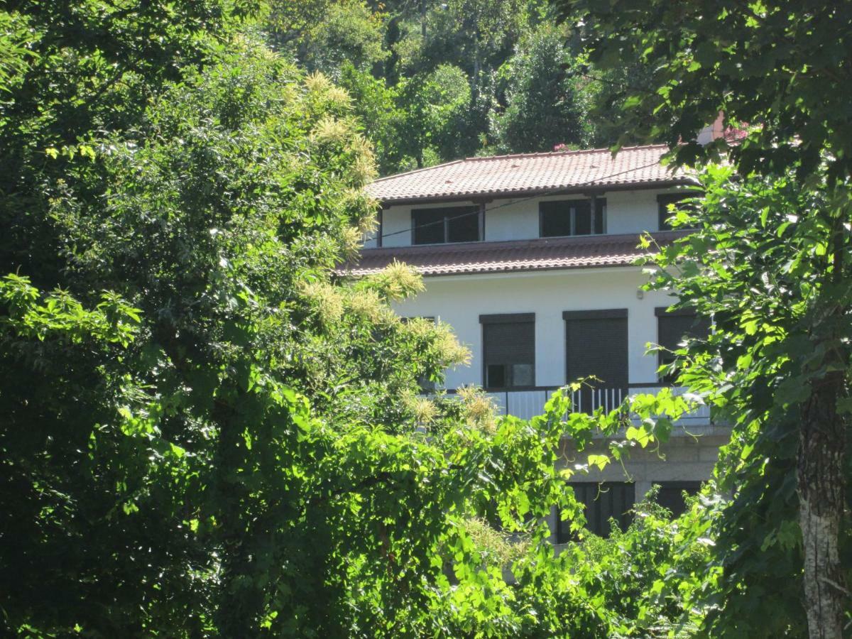 Casa De Casarelhos - Vistas Rio, Campo E Montanha - Lareira Leilighet Geres Eksteriør bilde