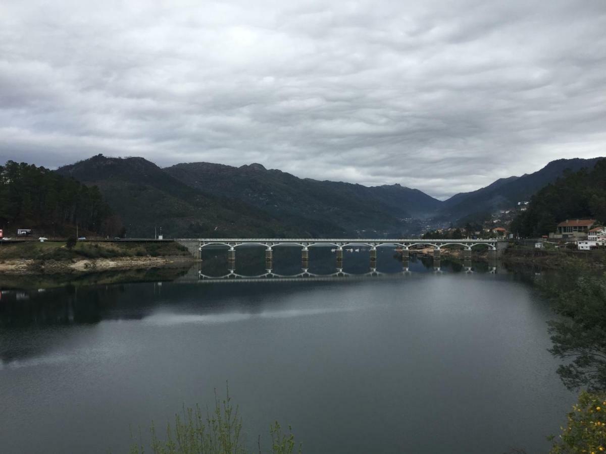 Casa De Casarelhos - Vistas Rio, Campo E Montanha - Lareira Leilighet Geres Eksteriør bilde