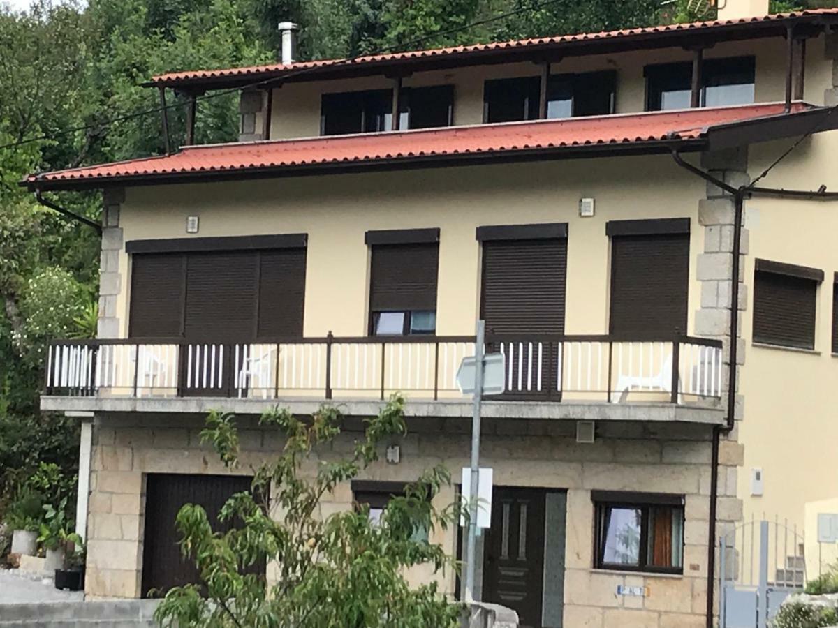 Casa De Casarelhos - Vistas Rio, Campo E Montanha - Lareira Leilighet Geres Eksteriør bilde